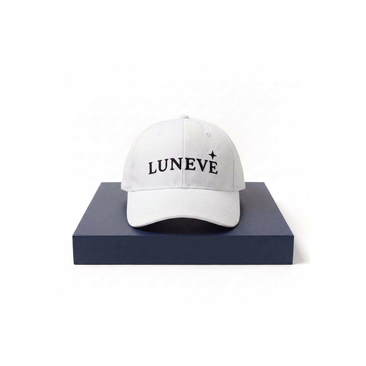 Lunevé White Cap
